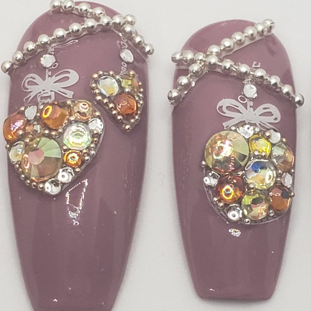 Christmas Press on Nails - Picture 2 of 12
